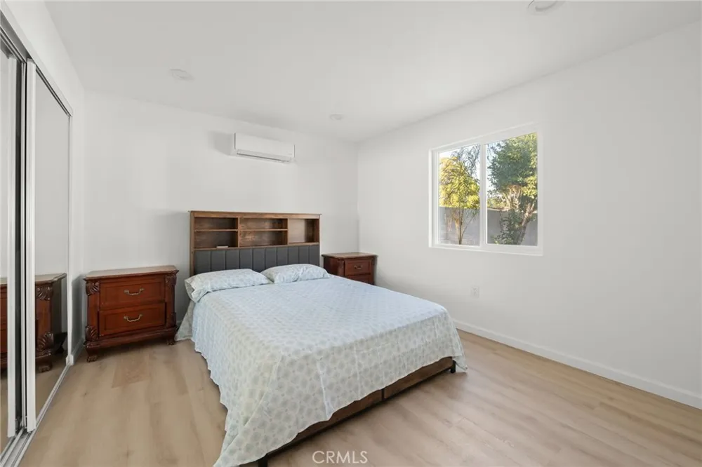 13533 Terra Bella Pacoima, CA 91331