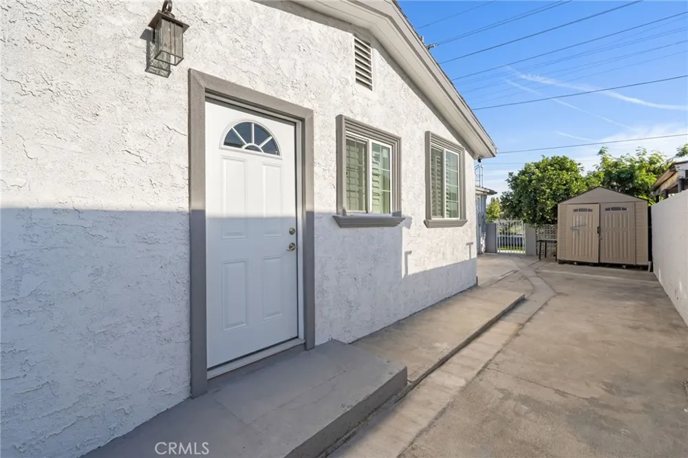 13533 Terra Bella Pacoima, CA 91331