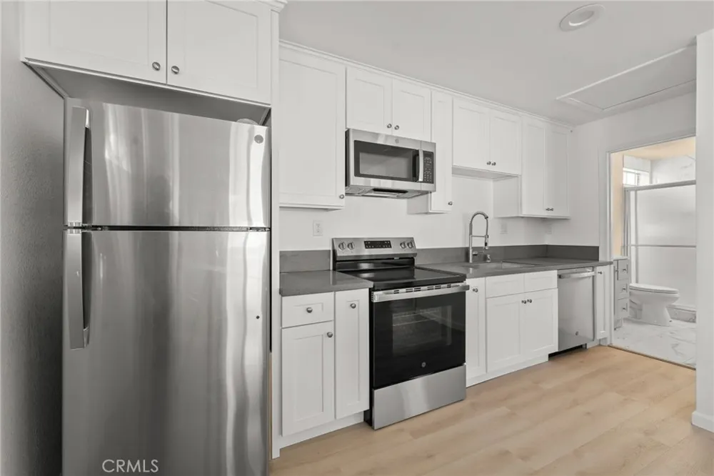 13533 Terra Bella Pacoima, CA 91331