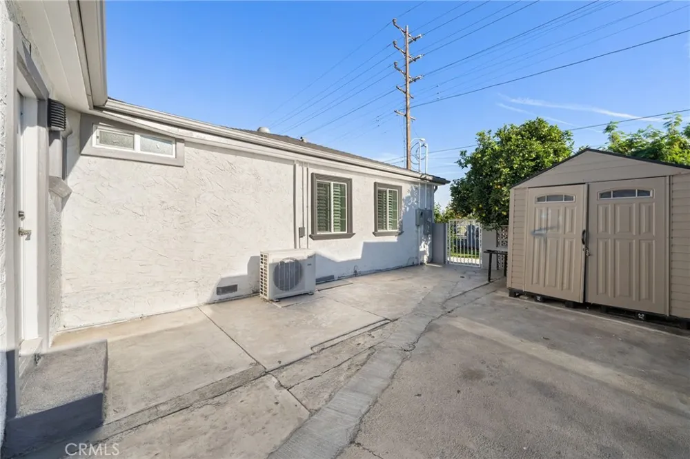 13533 Terra Bella Pacoima, CA 91331