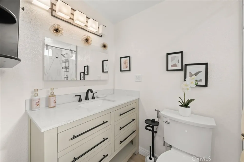 13533 Terra Bella Pacoima, CA 91331