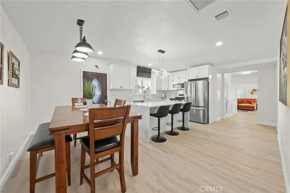 13533 Terra Bella Pacoima, CA 91331