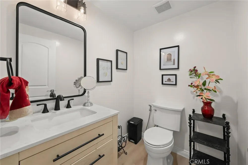13533 Terra Bella Pacoima, CA 91331
