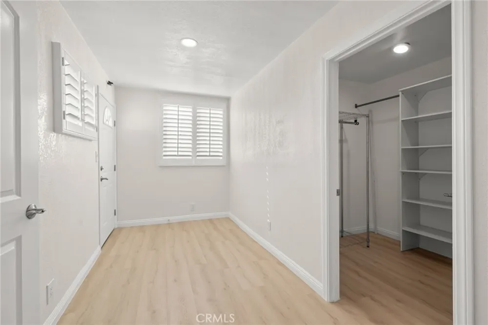 13533 Terra Bella Pacoima, CA 91331