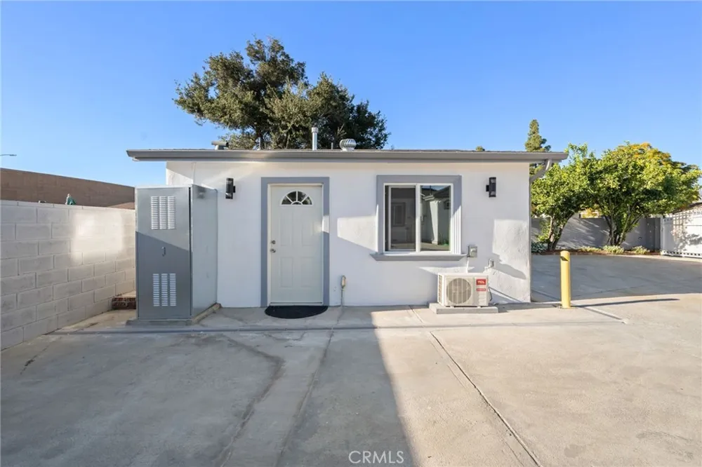 13533 Terra Bella Pacoima, CA 91331