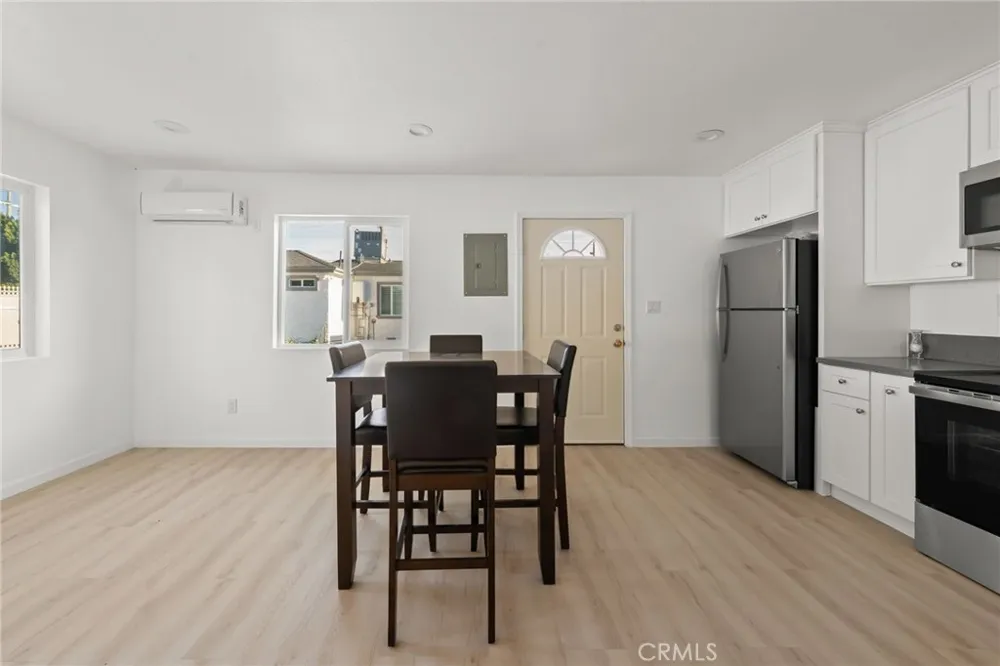13533 Terra Bella Pacoima, CA 91331