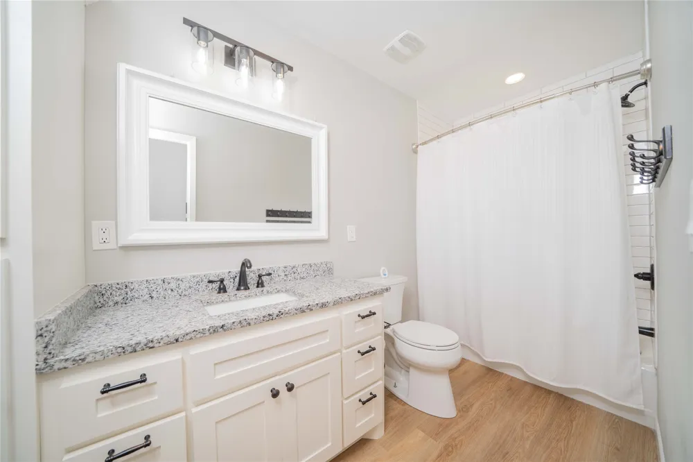 812 E 1st Hughes Springs, TX 75656