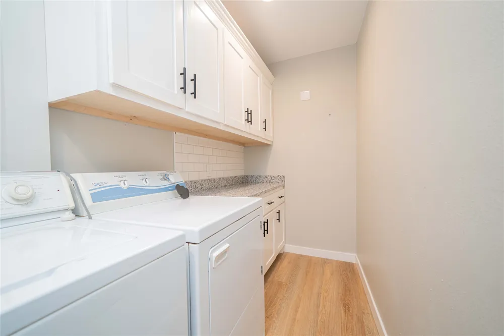 812 E 1st Hughes Springs, TX 75656