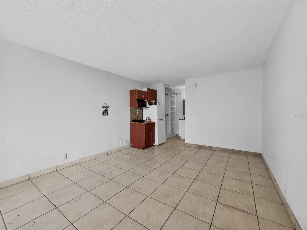 7900 S ORANGE BLOSSOM TRAIL #2066 Orlando, FL 32809