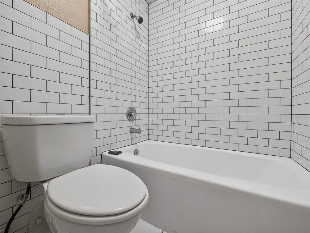 7900 S ORANGE BLOSSOM TRAIL #2066 Orlando, FL 32809