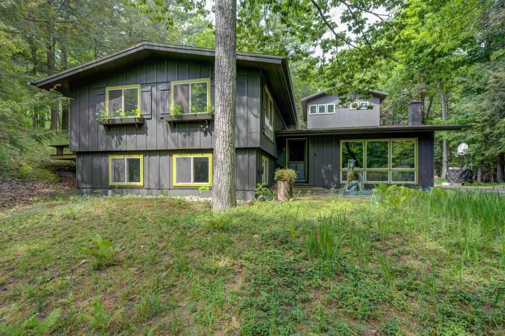 3312 Old State Road Lake Township, MI 49635