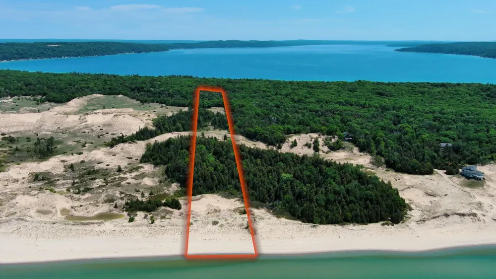 3312 Old State Road Lake Township, MI 49635
