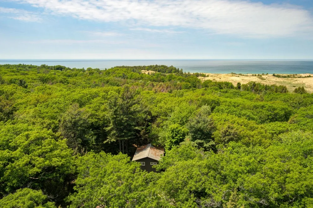 3312 Old State Road Lake Township, MI 49635