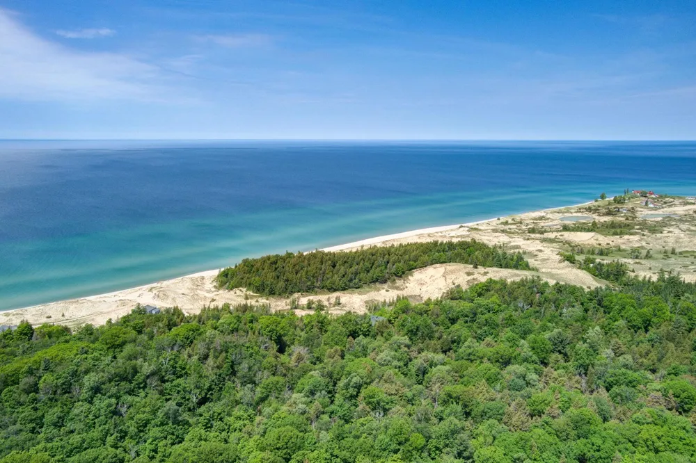3312 Old State Road Lake Township, MI 49635
