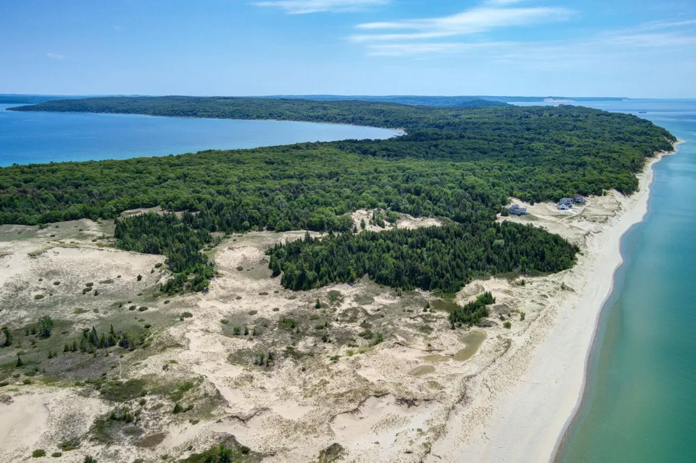 3312 Old State Road Lake Township, MI 49635