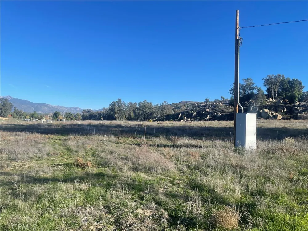 27560 Cornell St Hemet, CA 92544