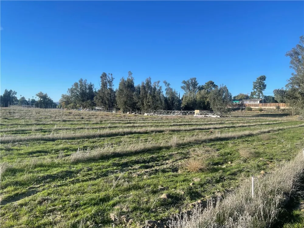 27560 Cornell St Hemet, CA 92544