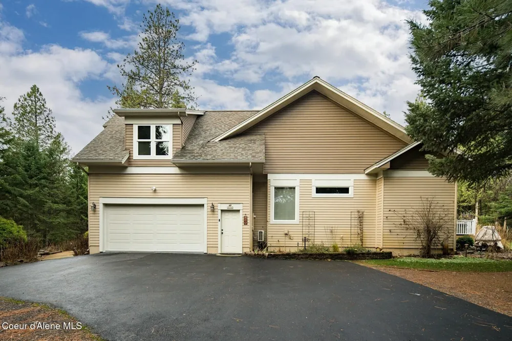 7001 E Chattaroy Road Chattaroy, WA 99003