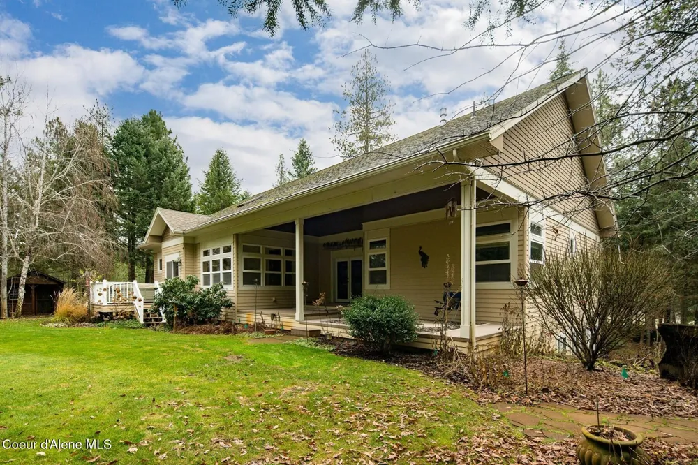 7001 E Chattaroy Road Chattaroy, WA 99003