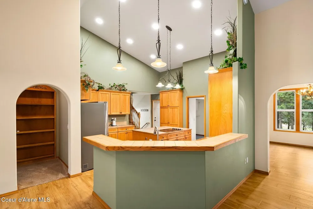 7001 E Chattaroy Road Chattaroy, WA 99003