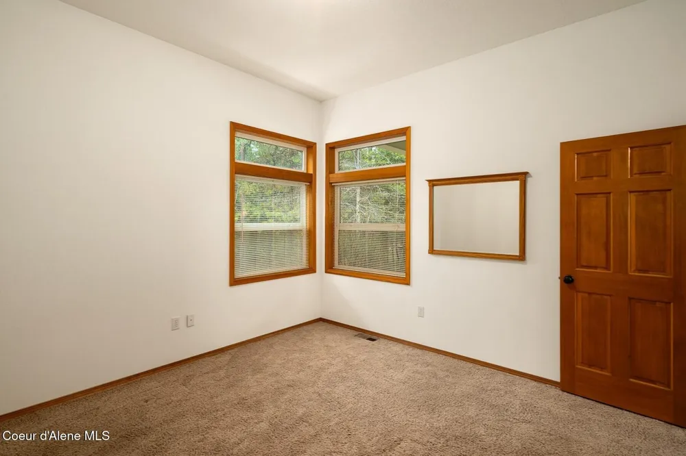 7001 E Chattaroy Road Chattaroy, WA 99003