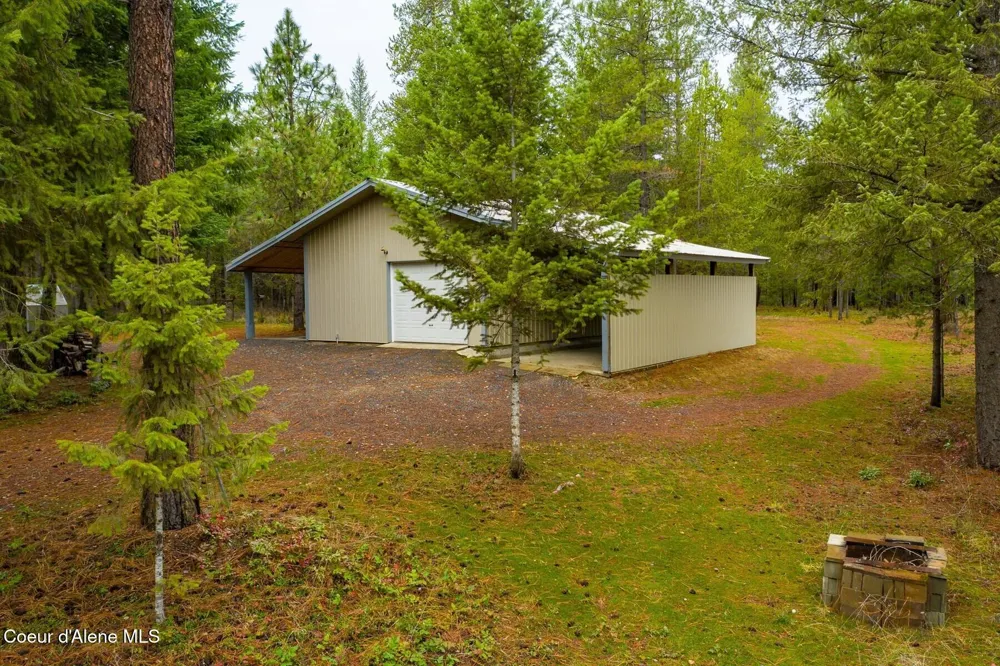 7001 E Chattaroy Road Chattaroy, WA 99003