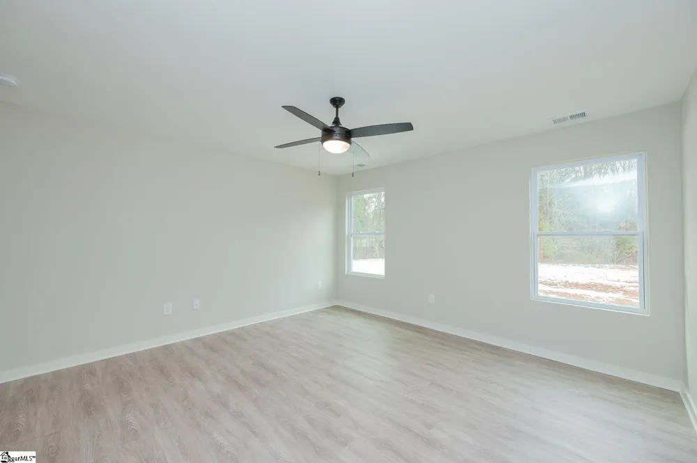 10002 Hwy 252 Ware Shoals, SC 29692