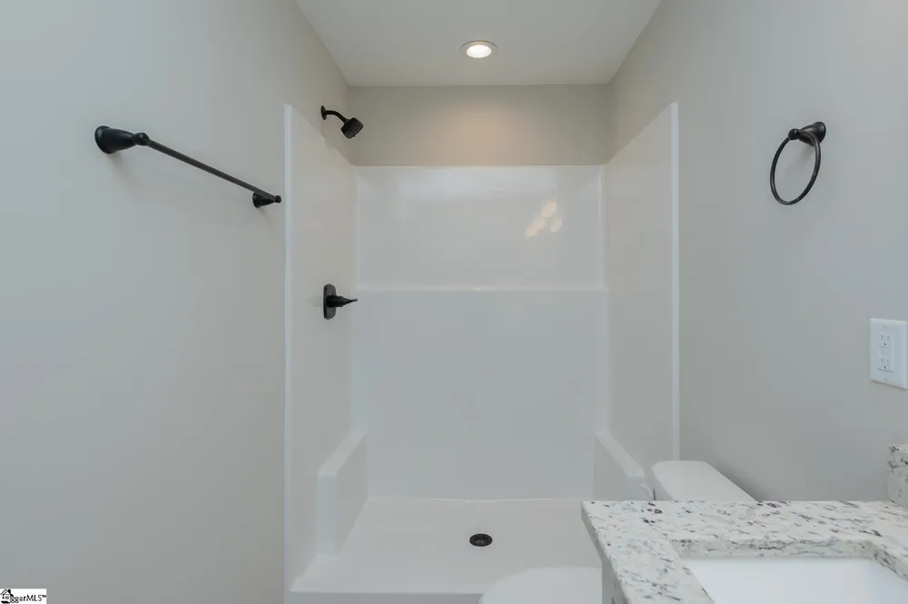 10002 Hwy 252 Ware Shoals, SC 29692