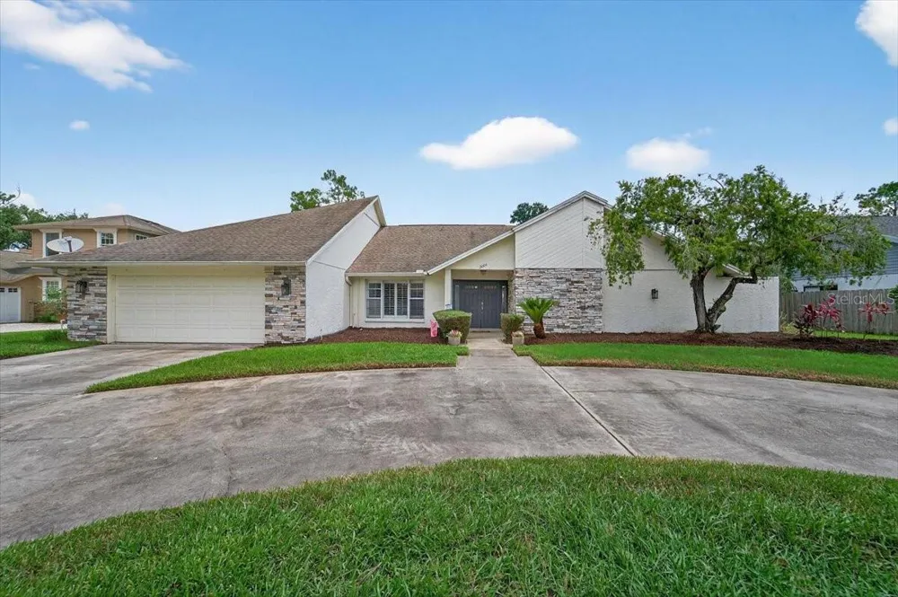2004 GOLFVIEW DRIVE Plant City, FL 33566