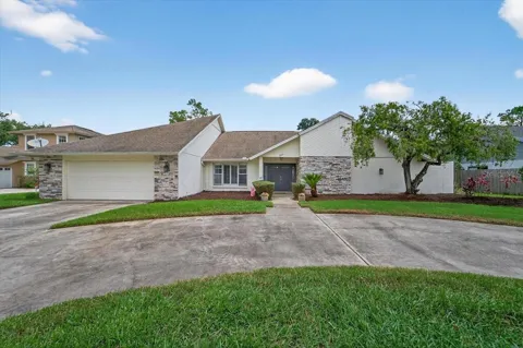 2004 GOLFVIEW DRIVE