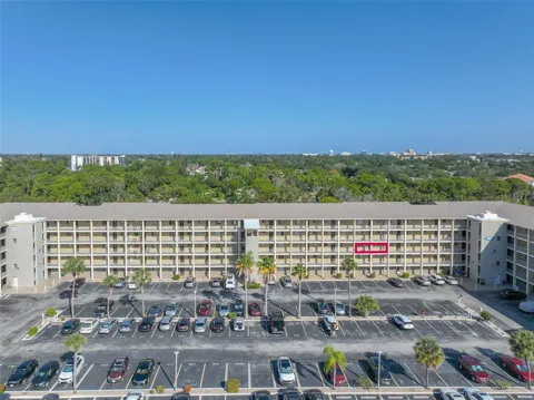 3656 LAKE BAYSHORE DR, BLDG K #319