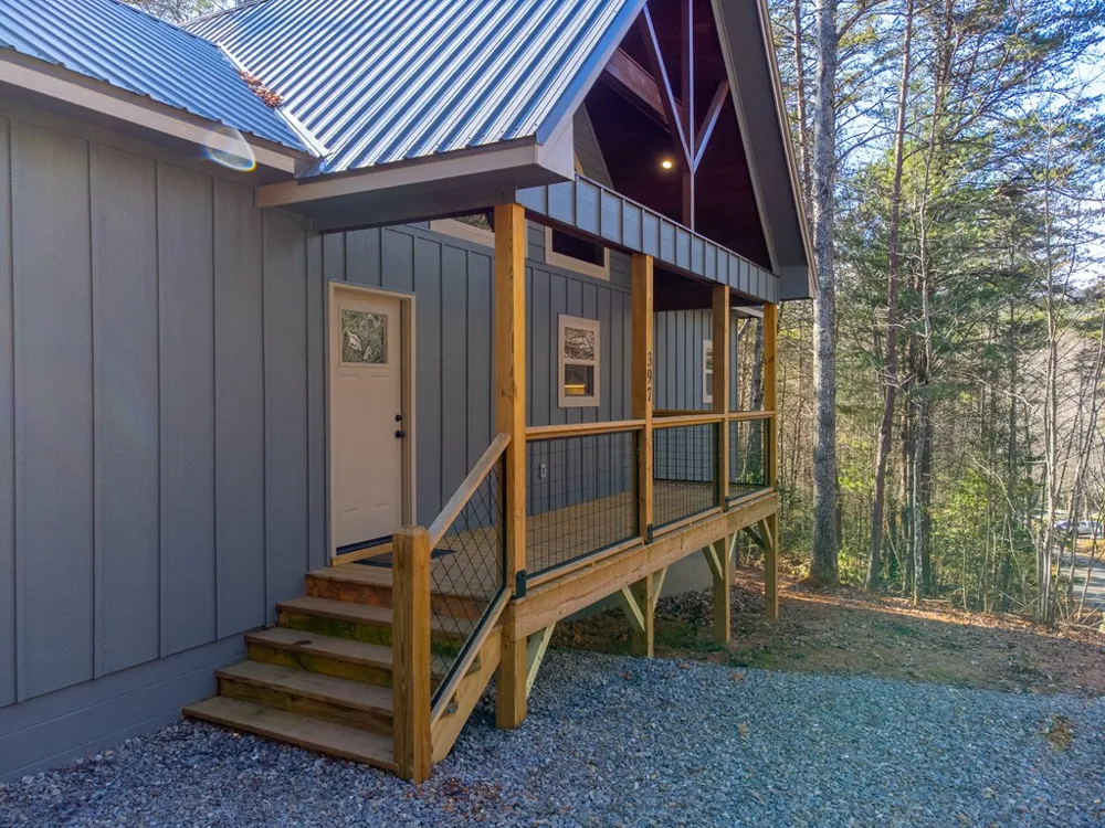 Kennelly Loop Murphy, NC 28906