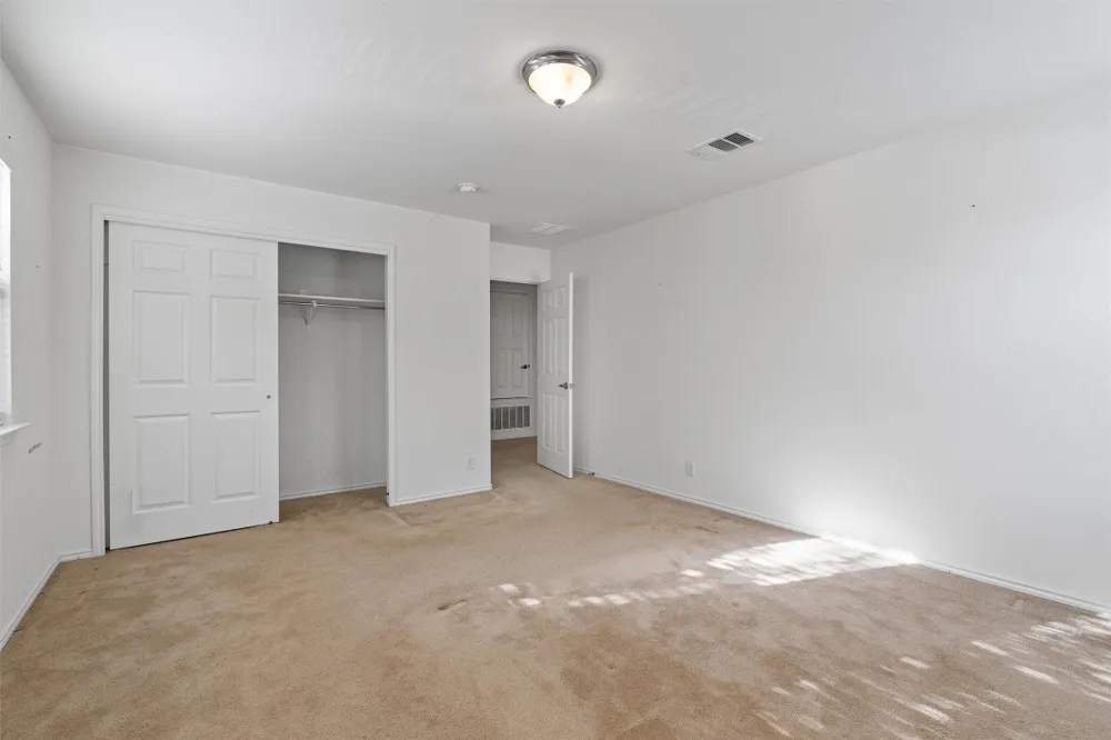 5700 Welsh Way Del Valle, TX 78617