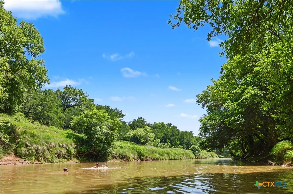 8498 CR 121 San Saba, TX 76877
