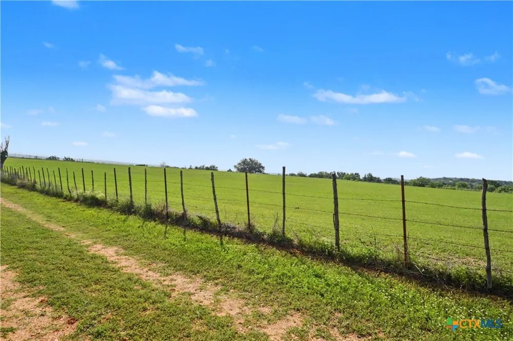 8498 CR 121 San Saba, TX 76877