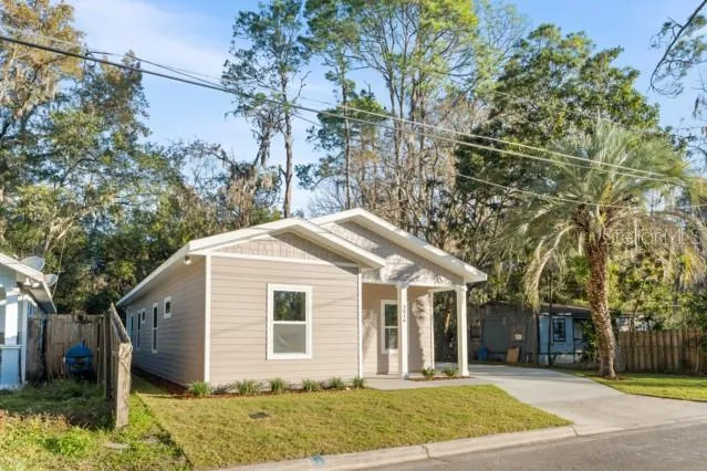 2016 NE 3RD AVENUE Gainesville, FL 32641