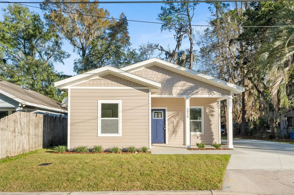 2016 NE 3RD AVENUE Gainesville, FL 32641