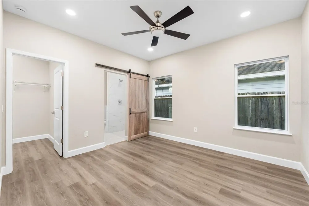 2016 NE 3RD AVENUE Gainesville, FL 32641