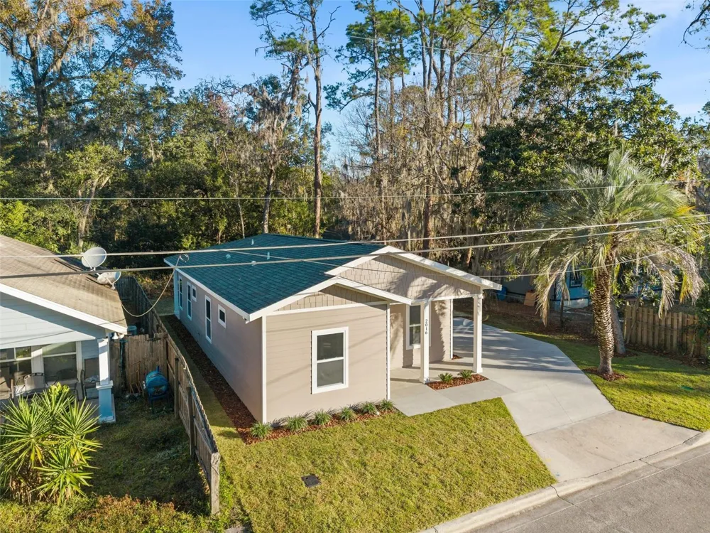 2016 NE 3RD AVENUE Gainesville, FL 32641