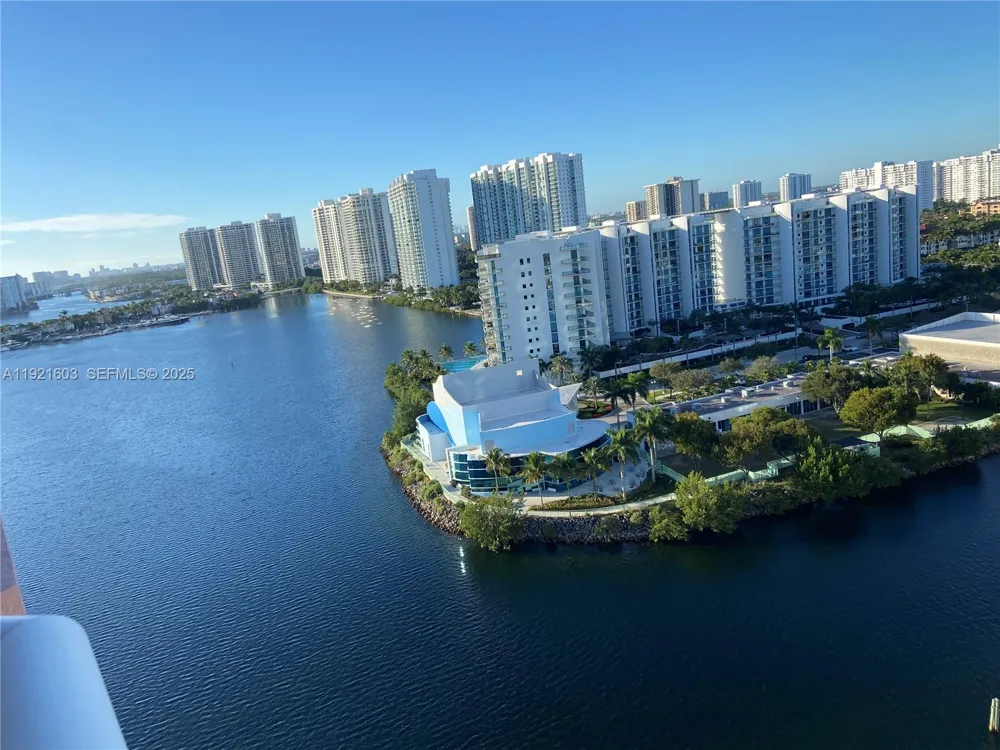 3370 Hidden Bay Dr #1914 Aventura, FL 33180