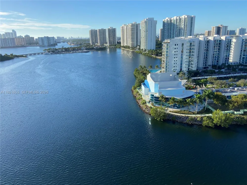3370 Hidden Bay Dr #1914 Aventura, FL 33180
