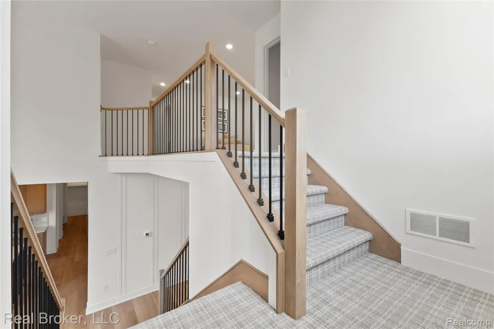 35704 Addison Drive New Baltimore City, MI 48047