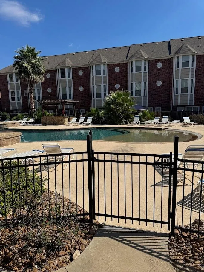 1198 Jones Butler Road #1904 College Station, TX 77840