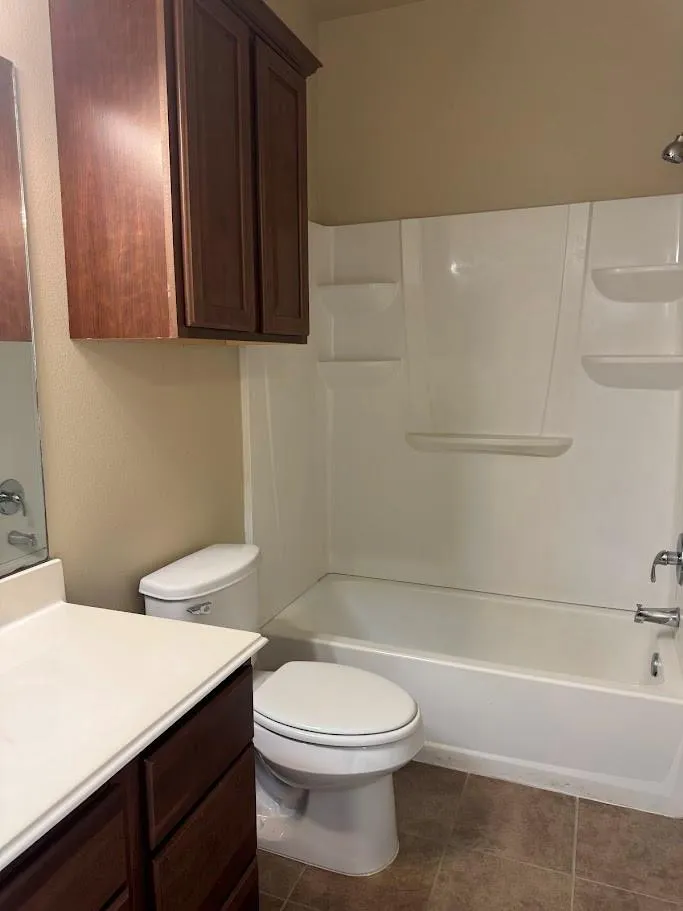 1198 Jones Butler Road #1904 College Station, TX 77840