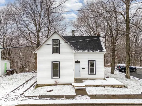 134 Front Street