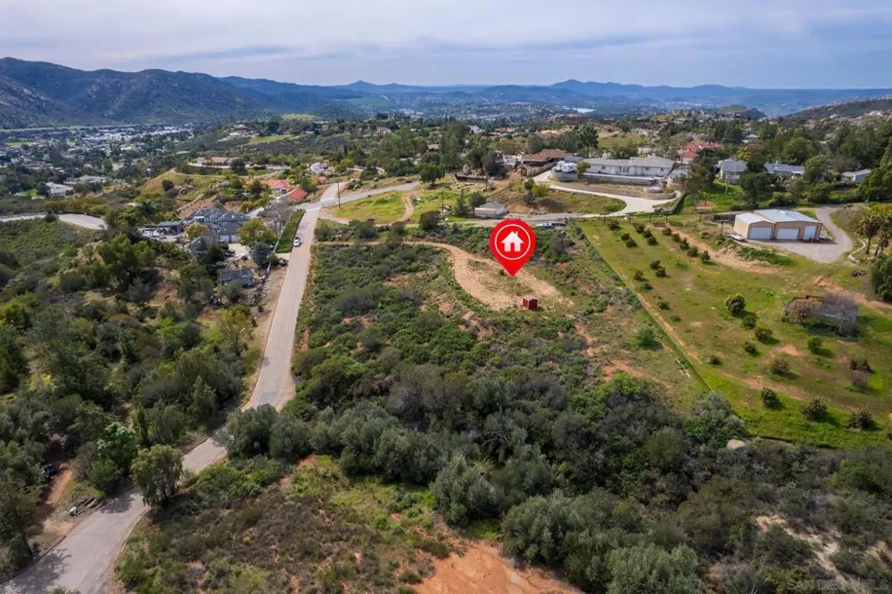 15634 Broad Oaks Rd El Cajon, CA 92021