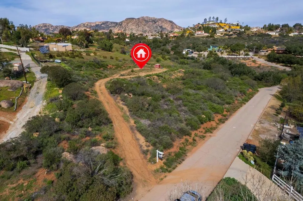 15634 Broad Oaks Rd El Cajon, CA 92021