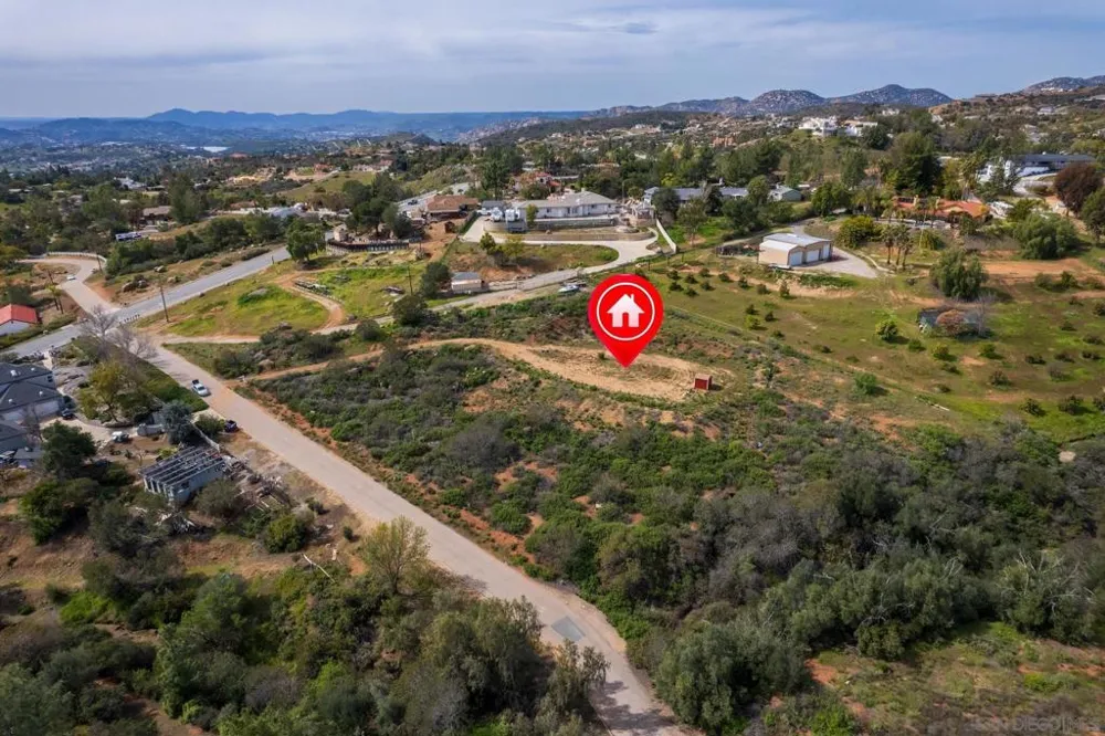 15634 Broad Oaks Rd El Cajon, CA 92021