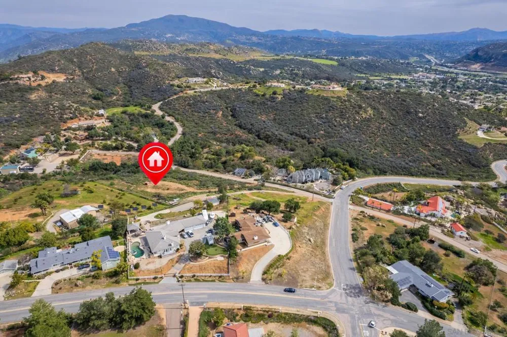 15634 Broad Oaks Rd El Cajon, CA 92021