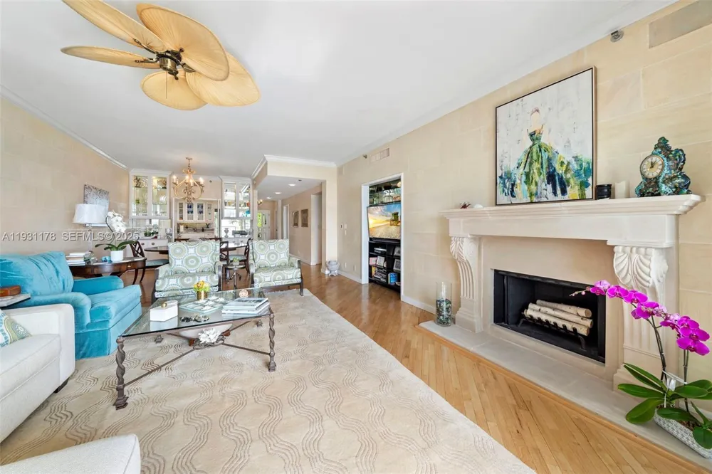 2332 Fisher Island Dr #4302 Miami Beach, FL 33109